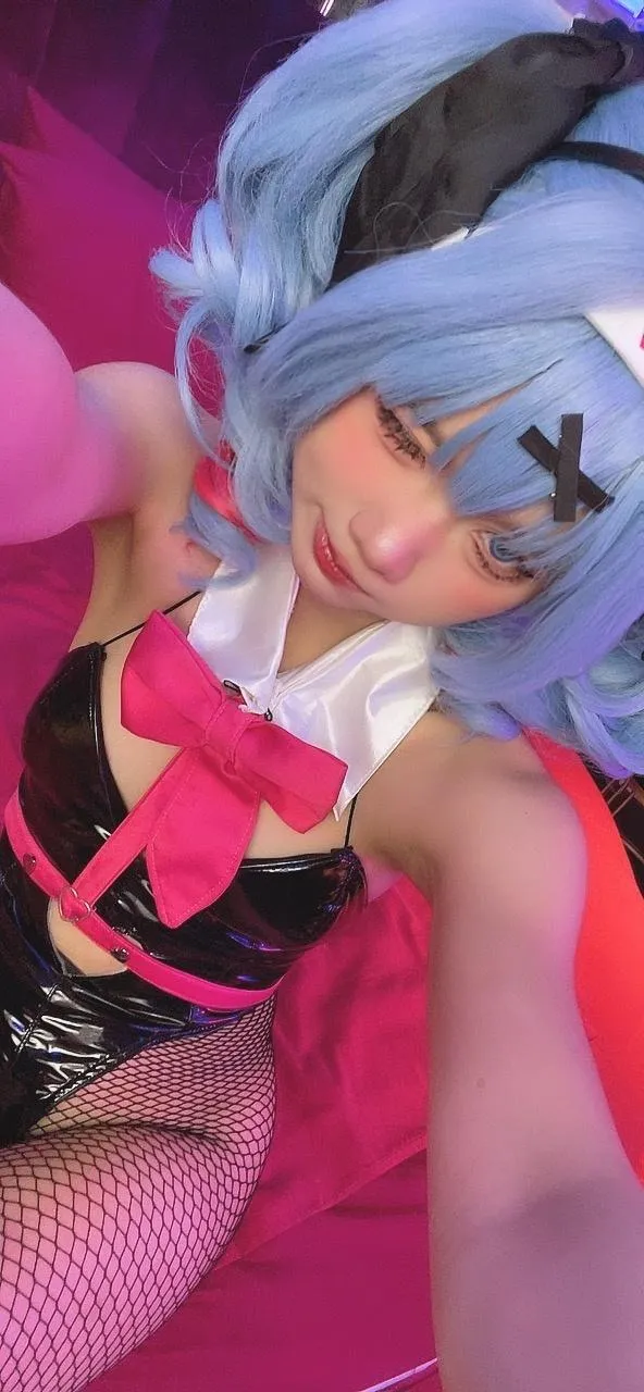 PoppaChan – NO.034 Miku Rabbit Hole-Selfies [127P]插图3